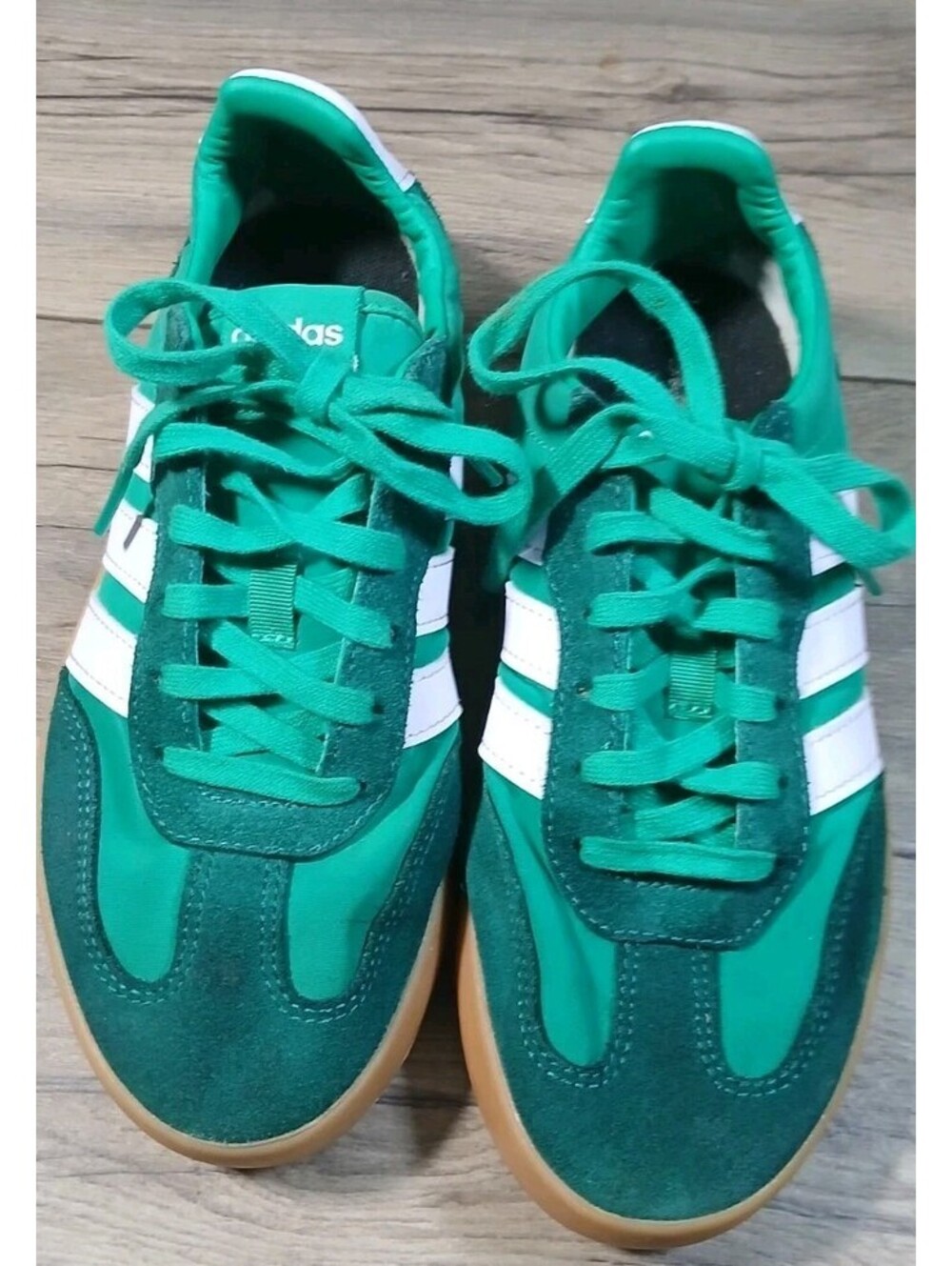 green & white Adidas Barreda Decode sneakers classic gum rubber outsole size 6
